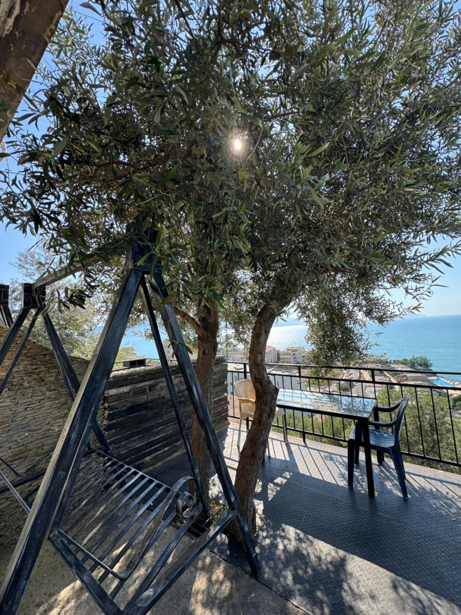 Hotel Vila "Oda E Miqve" Vlore Exterior photo